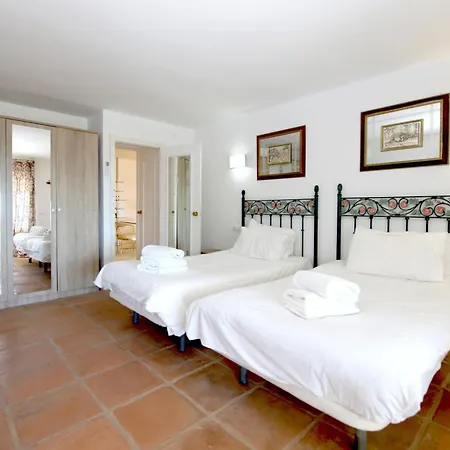 Townhouse Seascape Villa *