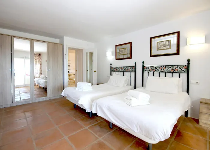 Townhouse Seascape Villa *